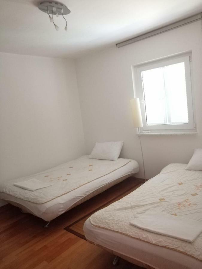 Apartmani Gaj 말린스카 외부 사진